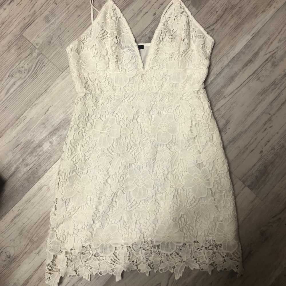 Spaghetti strap lace dress